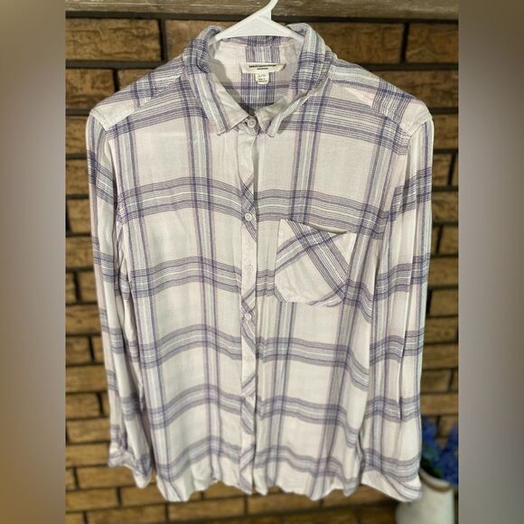 Plaid button‎ up blouse - Picture 1 of 6